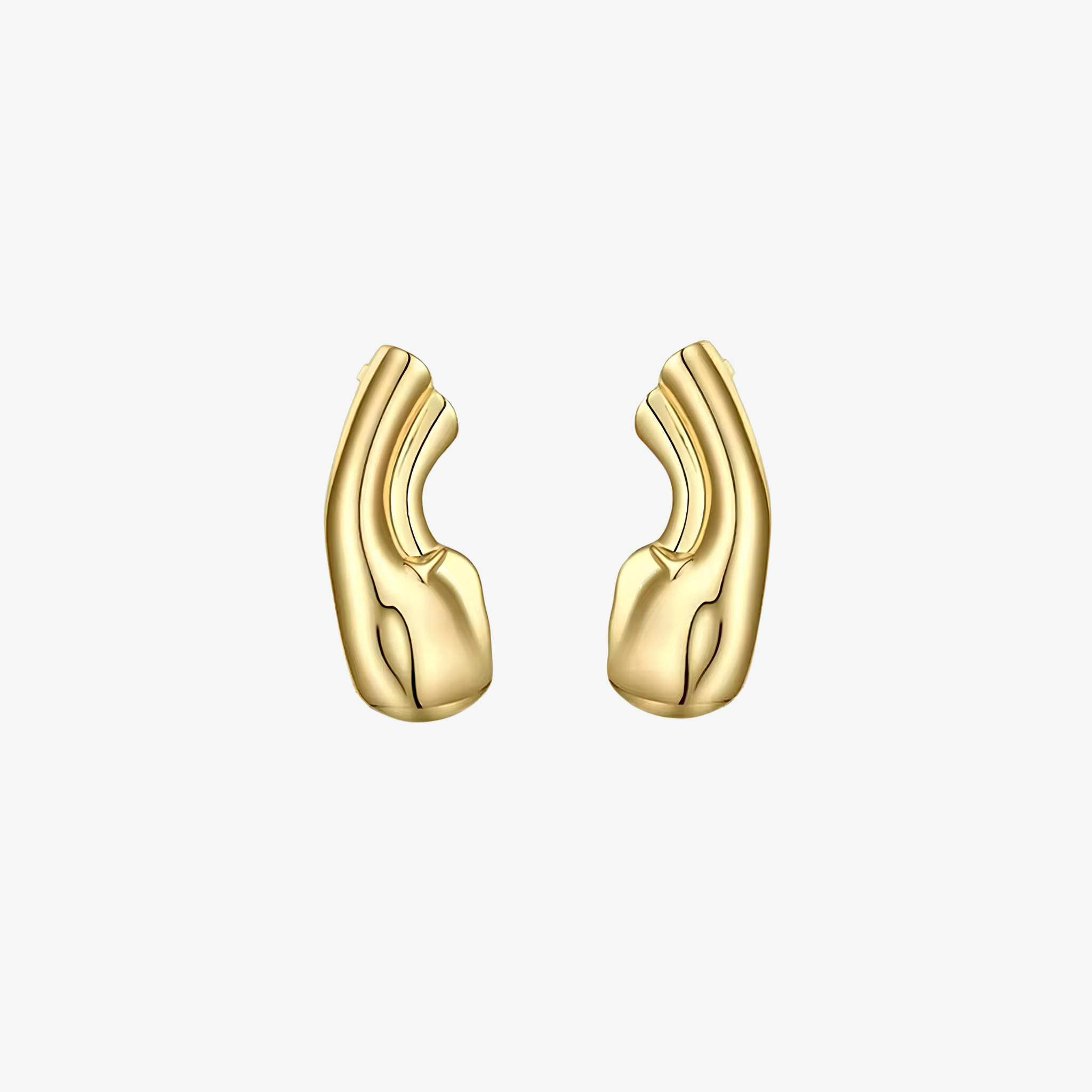 Polished Gold LunaSculpt™ cuff featuring a smooth, fluid contour and a wide sculptural design for a bold yet minimalist statement.